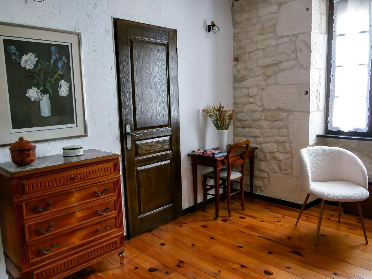 Les Chambres Du Roc Le Roc ภายนอก รูปภาพ