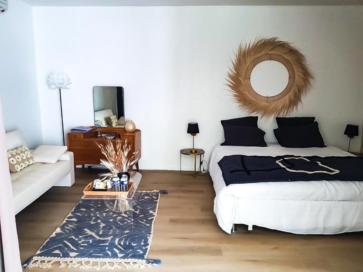 Les Chambres Du Roc Le Roc ภายนอก รูปภาพ