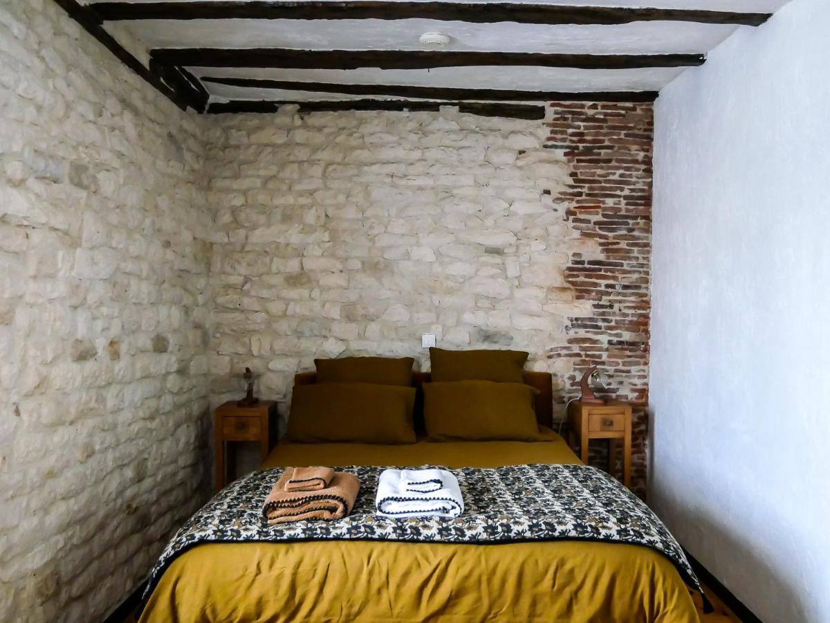 Les Chambres Du Roc Le Roc ภายนอก รูปภาพ